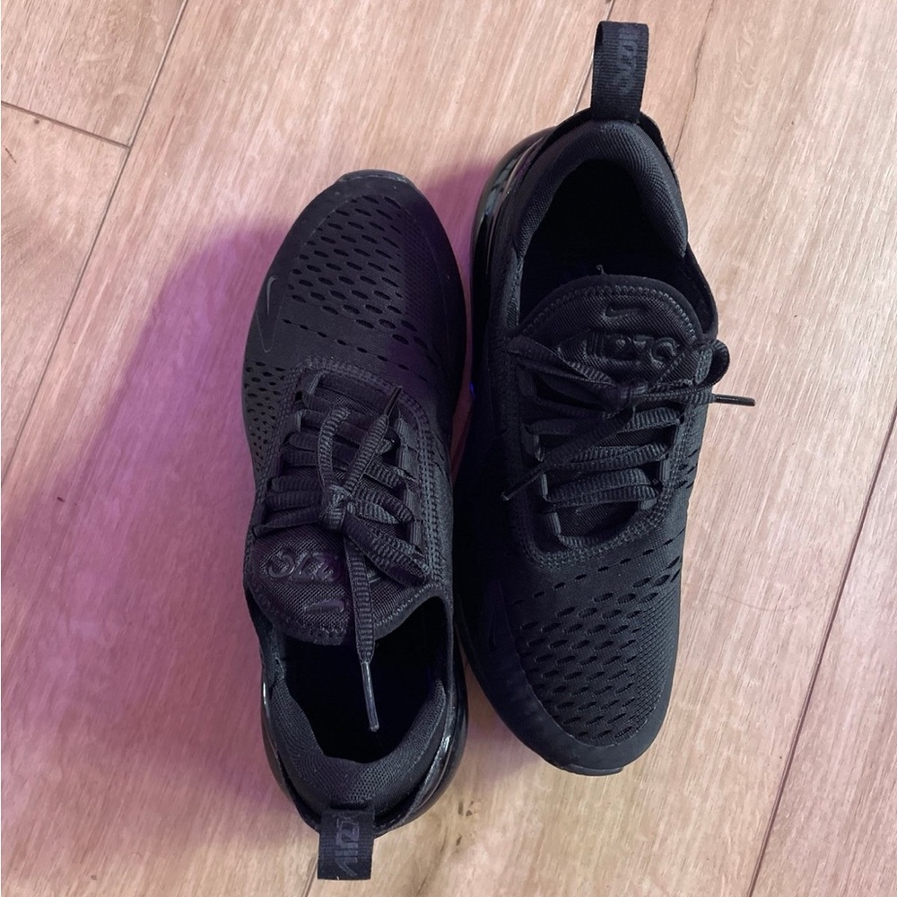 Nike air max 270 "triple black"